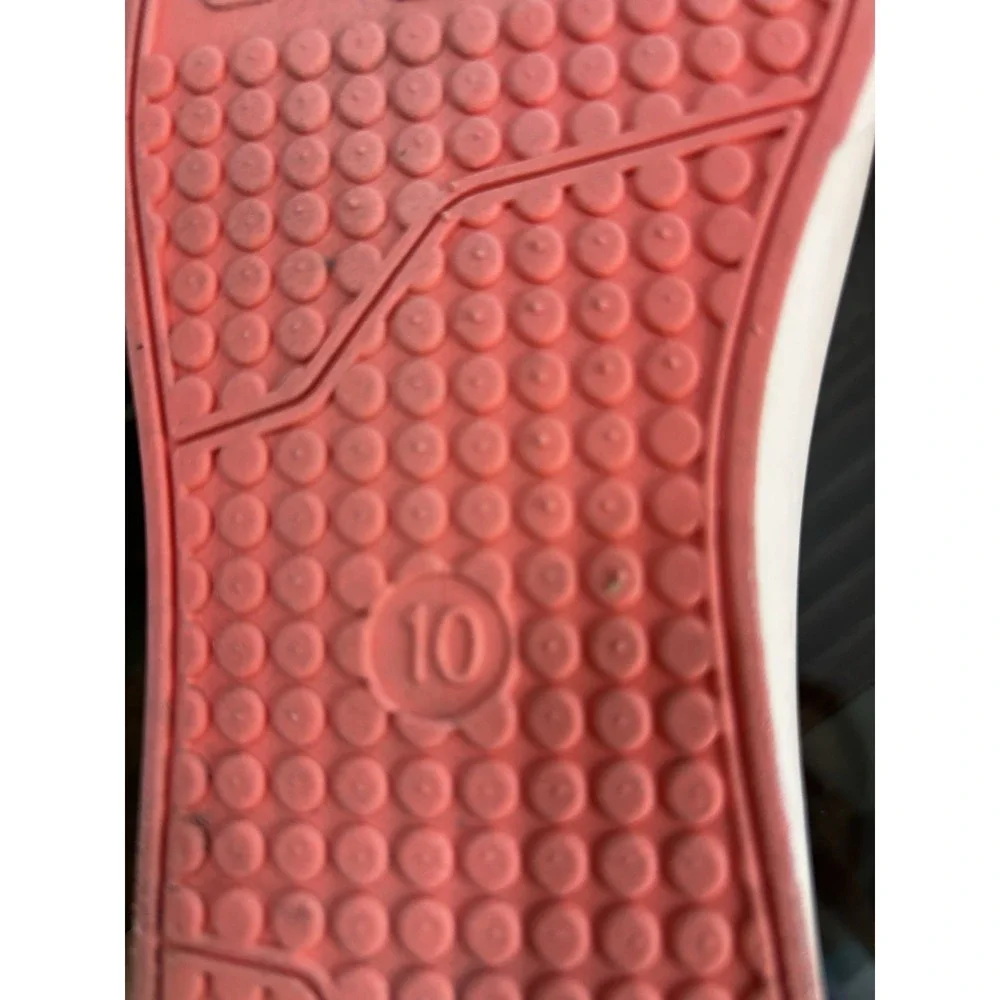 Layer Women's Knit Slip On Sneakers Coral Pink Size 10 Lightweight Shoe